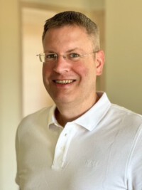 DR. MED. TOBIAS NICKEL
